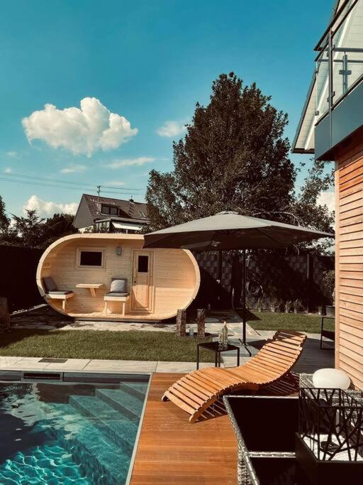 Villa Dreamy Vibes Mit Privatem Pool & Rheinblick Niederkassel Exterior foto