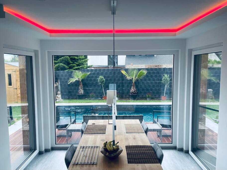 Villa Dreamy Vibes Mit Privatem Pool & Rheinblick Niederkassel Exterior foto