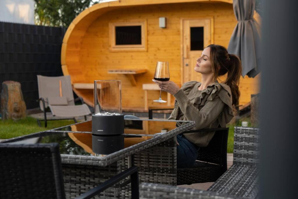 Villa Dreamy Vibes Mit Privatem Pool & Rheinblick Niederkassel Exterior foto