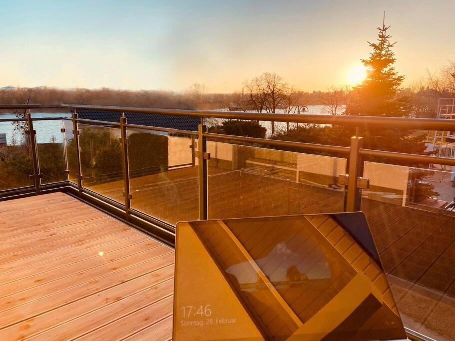 Villa Dreamy Vibes Mit Privatem Pool & Rheinblick Niederkassel Exterior foto